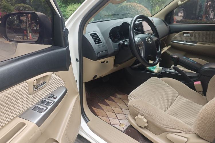 Used Toyota 4Runner  Driver Seat
