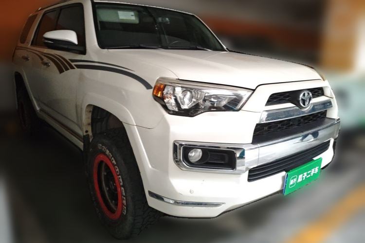 Used Toyota 4Runner 2016 4.0 4x4 TRD U.S. Specification Front Right 45 Deg