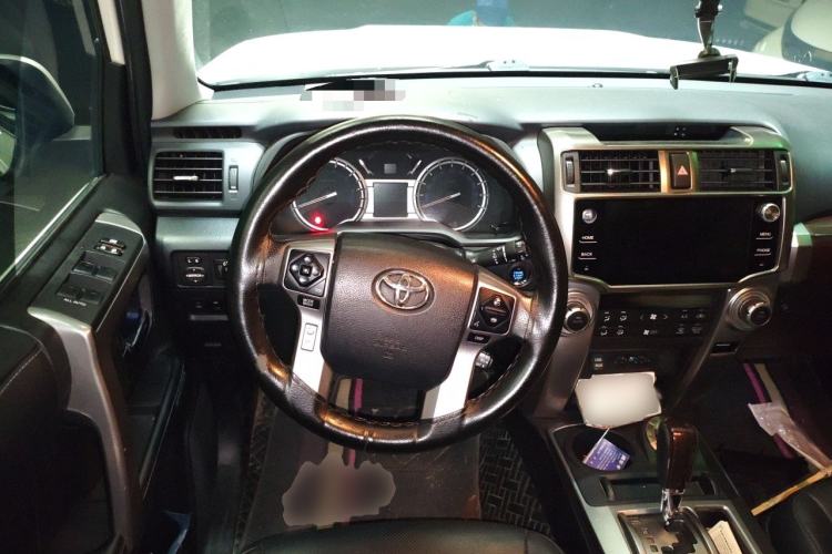 Used Toyota 4Runner 2016 4.0 4x4 TRD U.S. Specification Steering Wheel