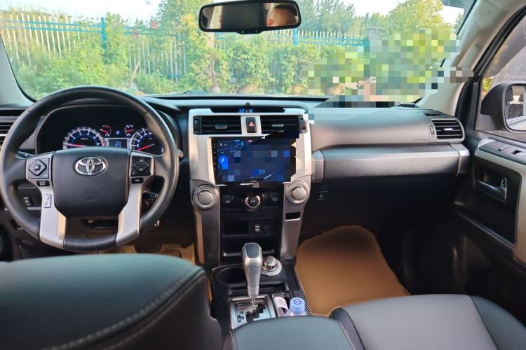 Used Toyota 4Runner 2018 4.0L Parallel Import Center Console