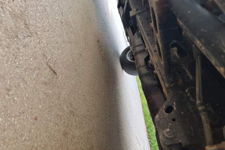 Used Toyota 4Runner 2018 4.0L Parallel Import Chassis Rear Left