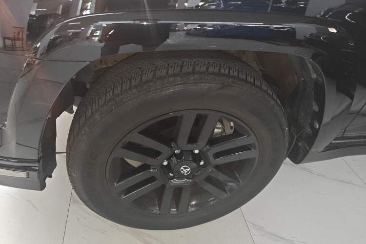 Used Toyota 4Runner 2018 4.0L Parallel Import Exterior 4