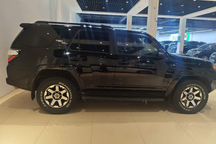 Used Toyota 4Runner 2018 4.0L Parallel Import Exterior 7