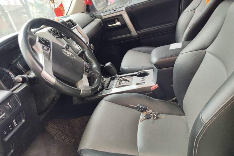 Used Toyota 4Runner 2018 4.0L Parallel Import Left Front Seat