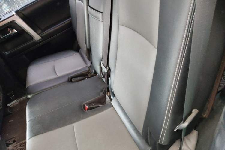 Used Toyota 4Runner 2018 4.0L Parallel Import Left Rear Seat