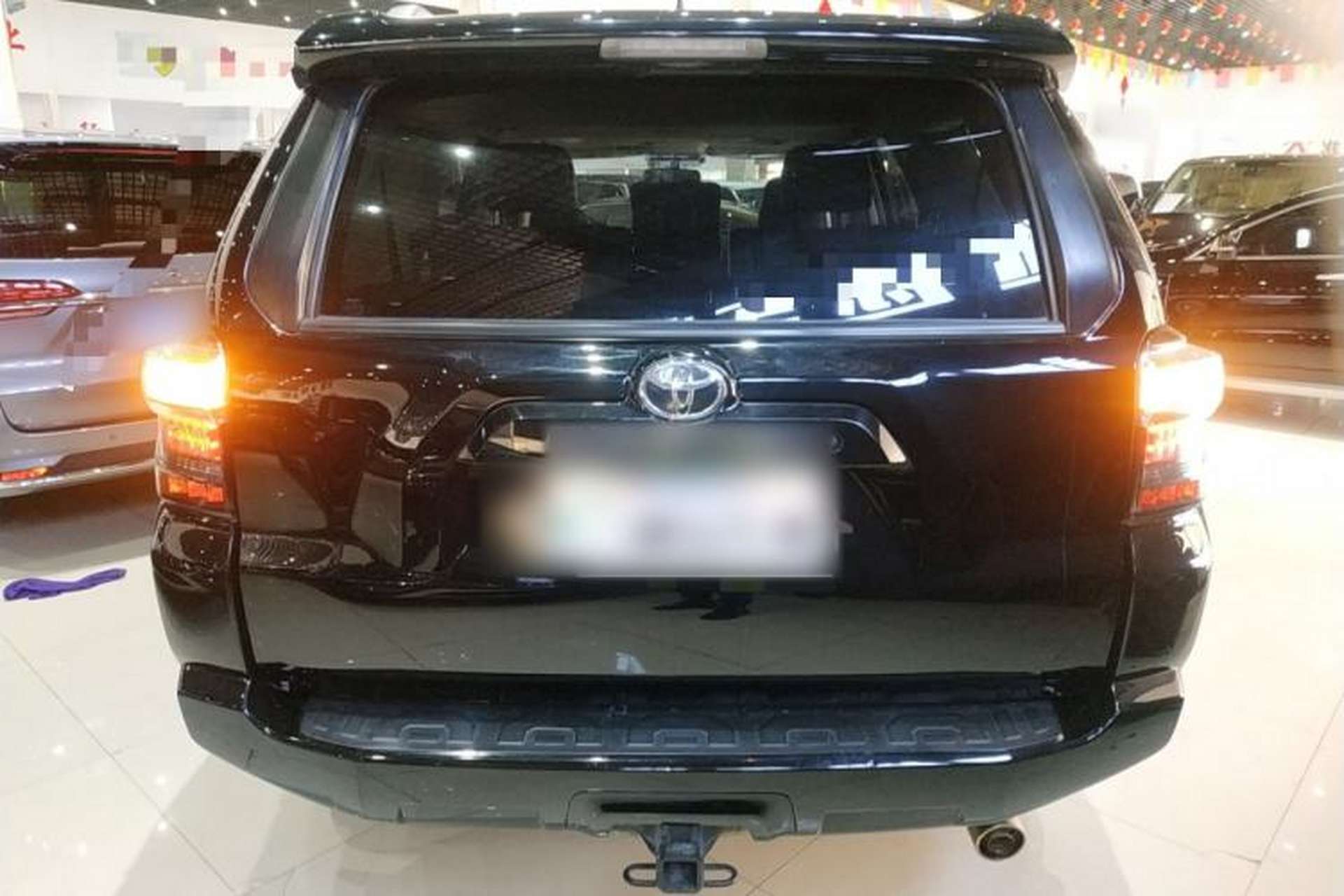 Used Toyota 4Runner 2018 4.0L Parallel Import Rear