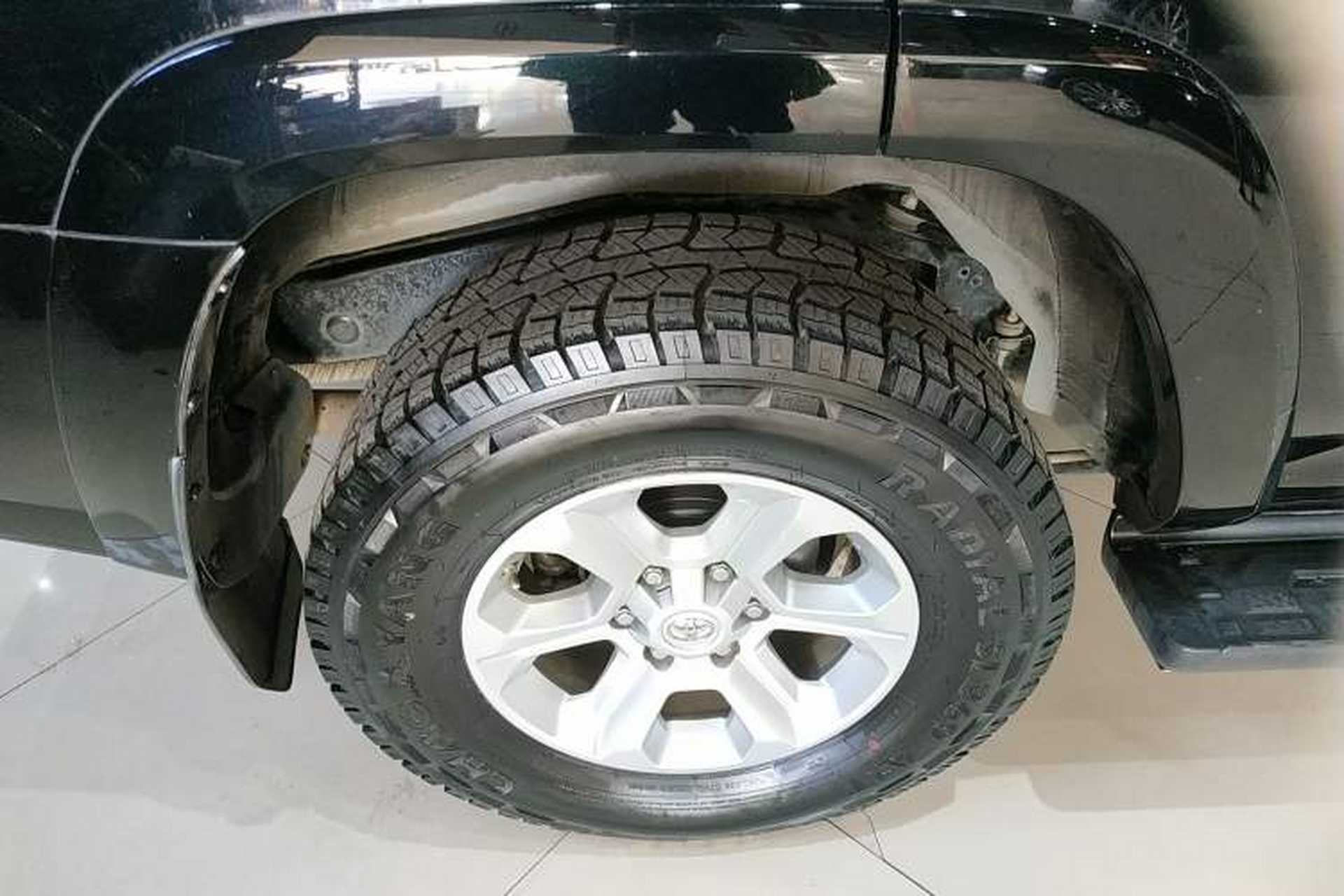 Used Toyota 4Runner 2018 4.0L Parallel Import Right Rear Wheel Hub