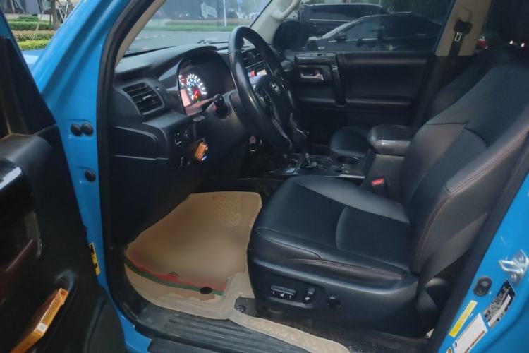 Used Toyota 4Runner  Driver Seat
