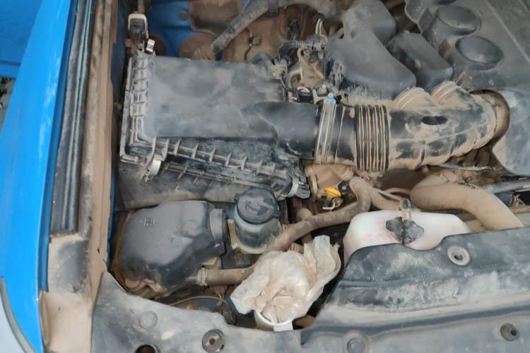 Used Toyota 4Runner  Engine Bay Right
