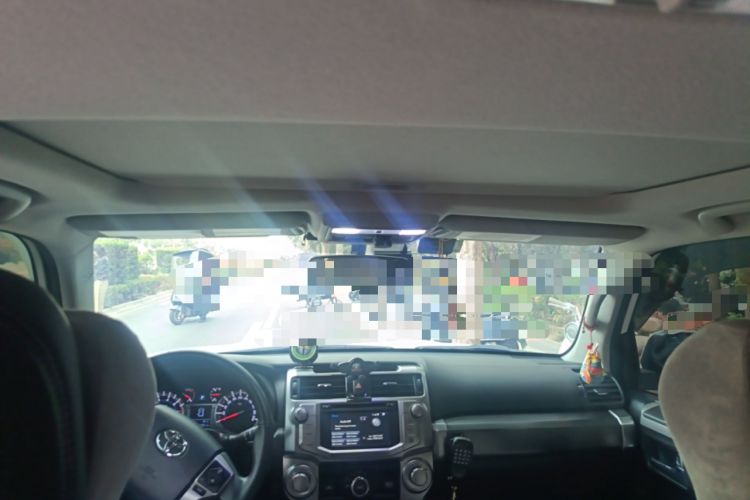 Used Toyota 4Runner 2018 4.0L SR5 Sunroof U.S. Specification Headliner