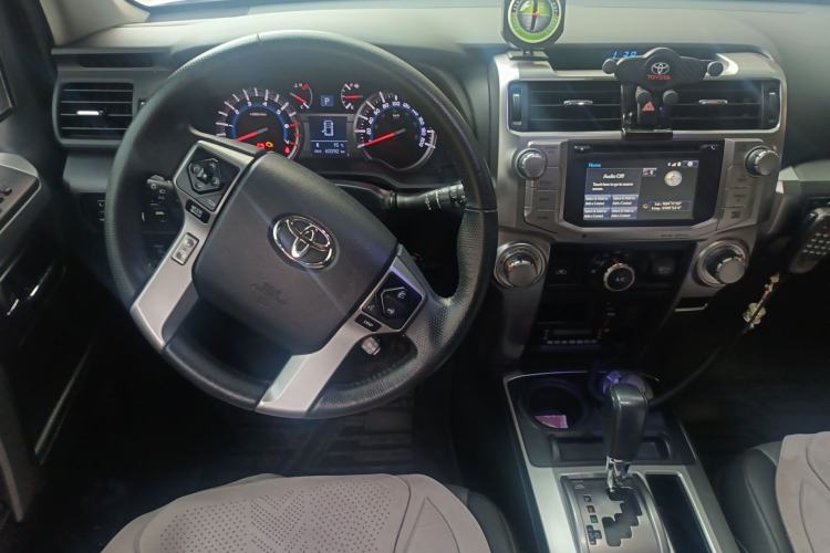 Used Toyota 4Runner 2018 4.0L SR5 Sunroof U.S. Specification Steering Wheel