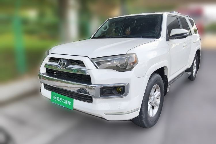 Used Toyota 4Runner Toyota Tundra 4.0-liter automatic all-wheel-drive 7-seater with a sunroof Guazi used car, China used car export, Used car for sale, Used cars, Cheapest cars for sale