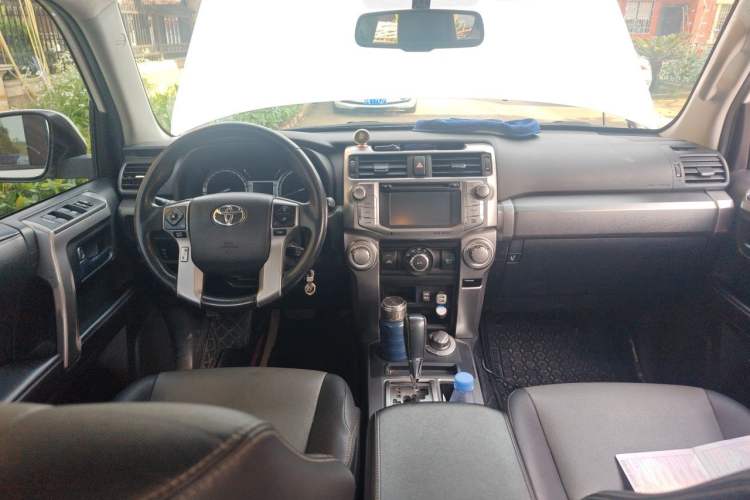 Used Toyota 4Runner  Center Console