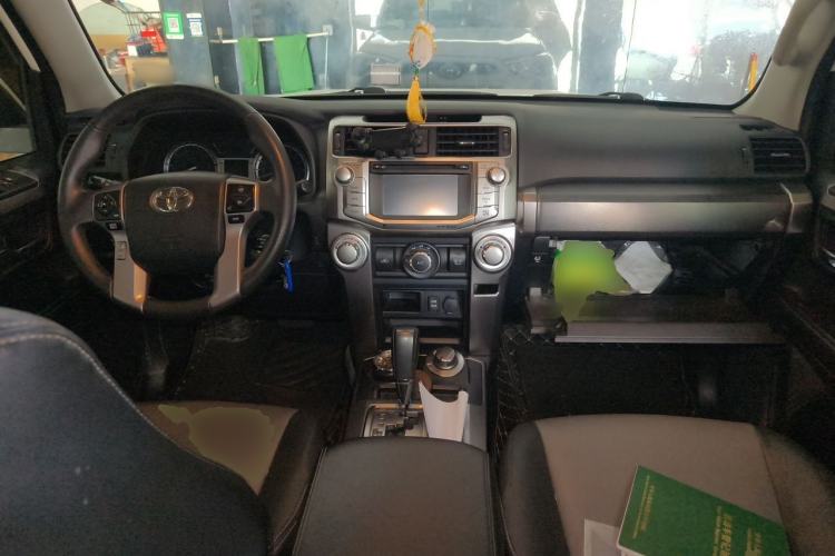 Used Toyota 4Runner 2018 4.0L Parallel Import Center Console