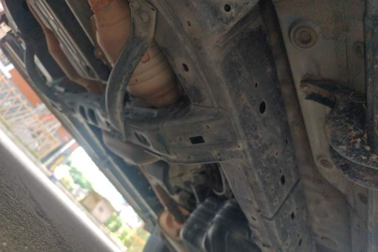 Used Toyota 4Runner  Chassis Front Left