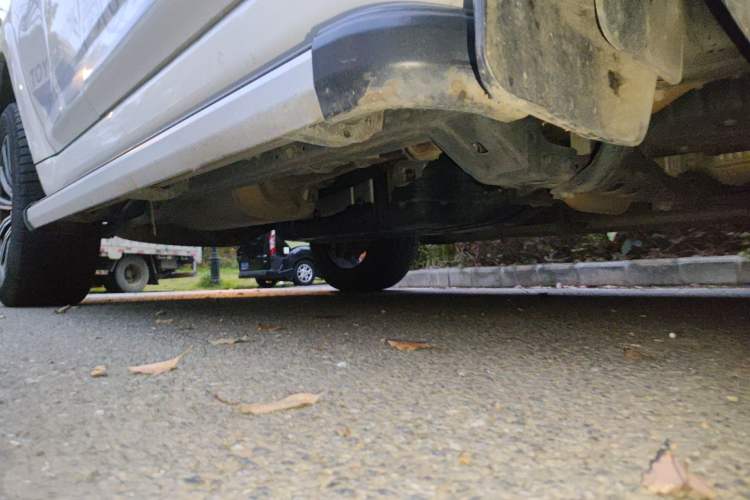 Used Toyota 4Runner 2018 4.0L Parallel Import Chassis Front Right