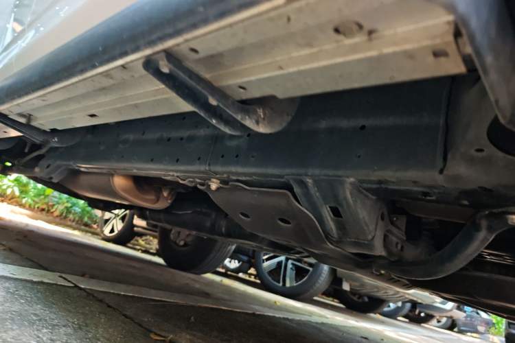 Used Toyota 4Runner 2018 4.0L LTD U.S. Specification Chassis Front Right