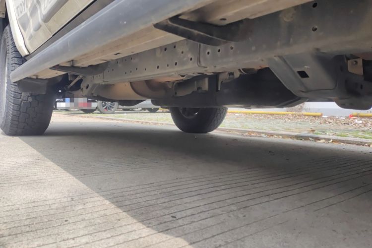 Used Toyota 4Runner  Chassis Front Right