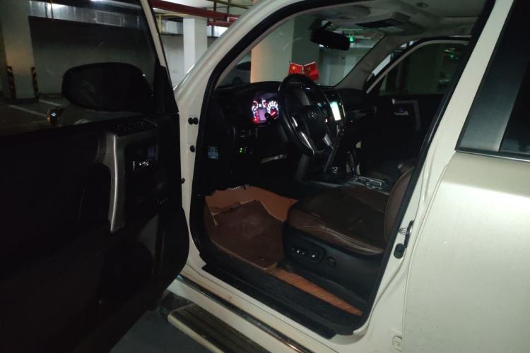 Used Toyota 4Runner  Driver Seat