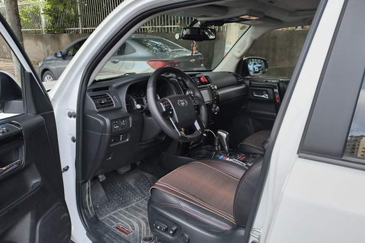 Used Toyota 4Runner  Driver Seat