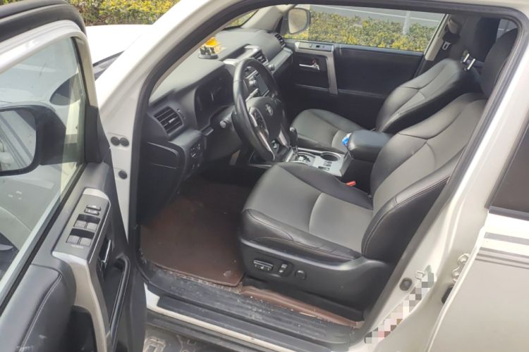 Used Toyota 4Runner  Driver Seat