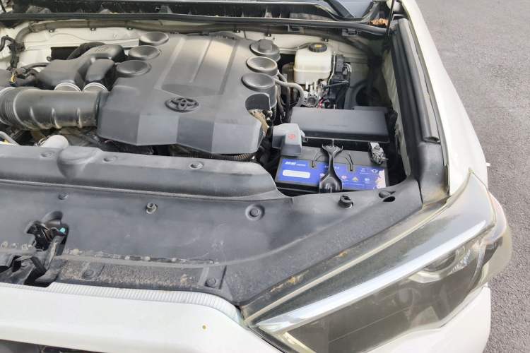 Used Toyota 4Runner  Engine Bay Left