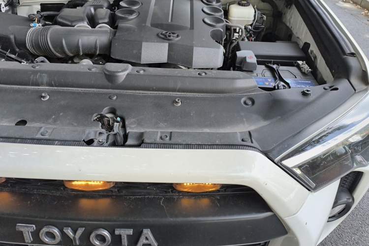 Used Toyota 4Runner  Engine Bay Left
