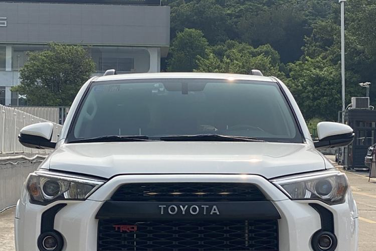 Used Toyota 4Runner 2018 4.0L Parallel Import Exterior 1