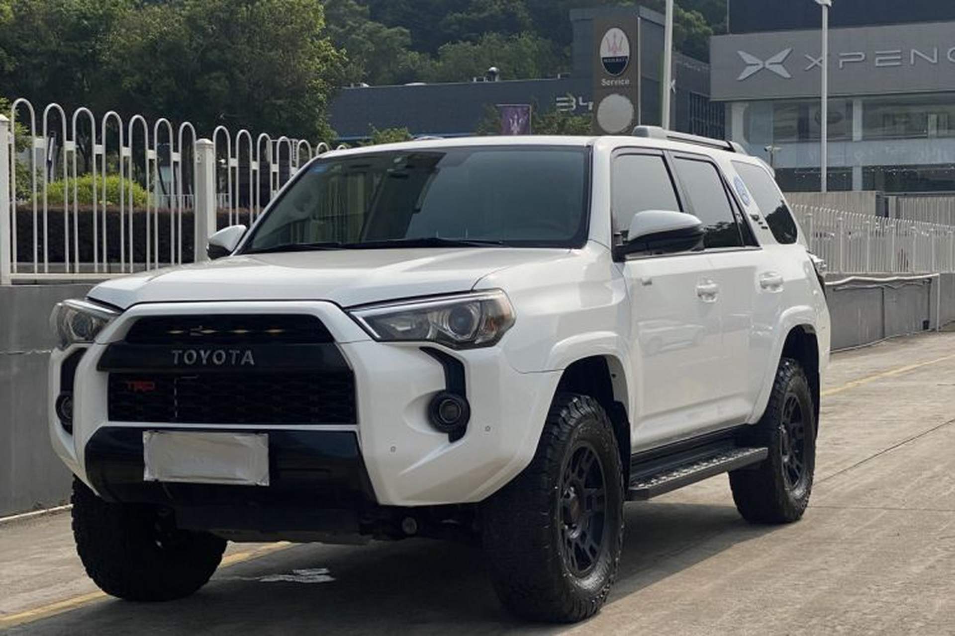 Used Toyota 4Runner 2018 4.0L Parallel Import Exterior 3