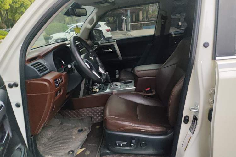 Used Toyota 4Runner 2018 4.0L Parallel Import Left Front Seat