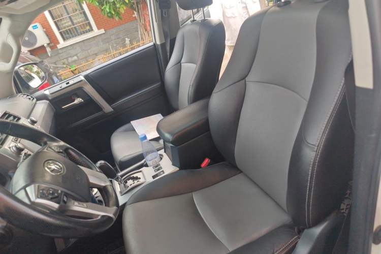 Used Toyota 4Runner  Left Front Seat