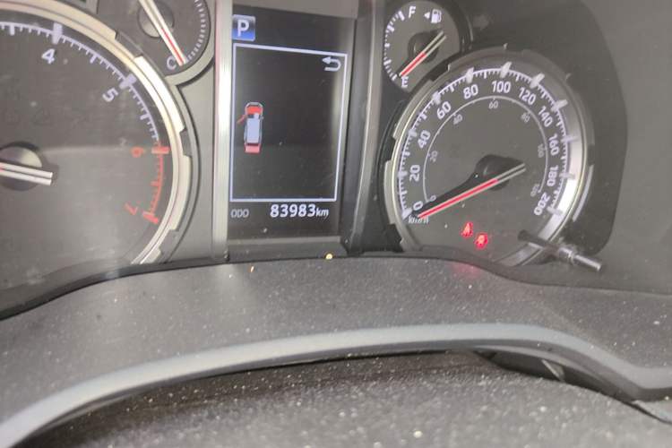 Used Toyota 4Runner 2018 4.0L Parallel Import Odometer Close Up