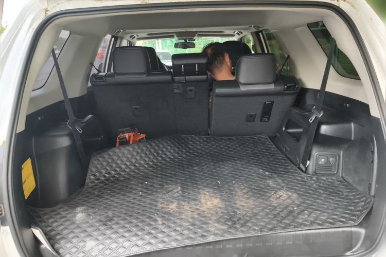 Used Toyota 4Runner  Trunk