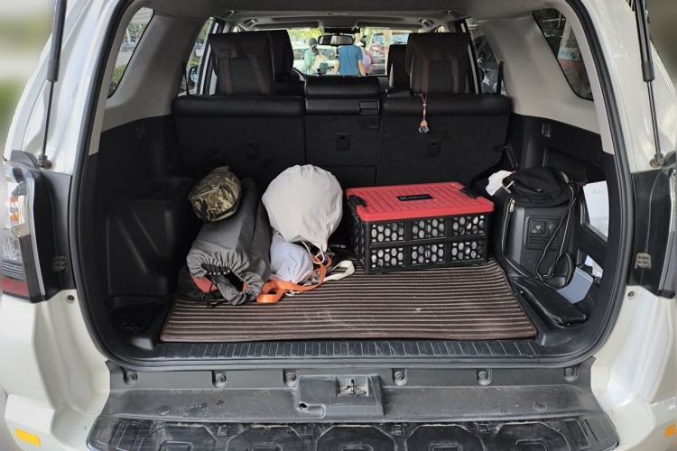 Used Toyota 4Runner  Trunk