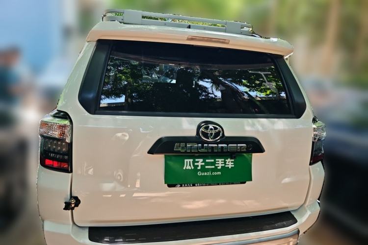 Used Toyota 4Runner 2018 4.0L LTD U.S. Specification Trunk