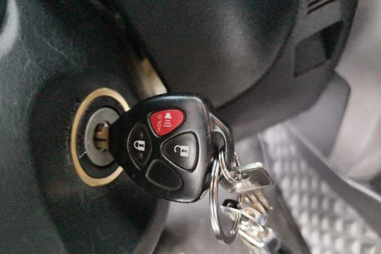 Used Toyota 4Runner  Vehicle Key