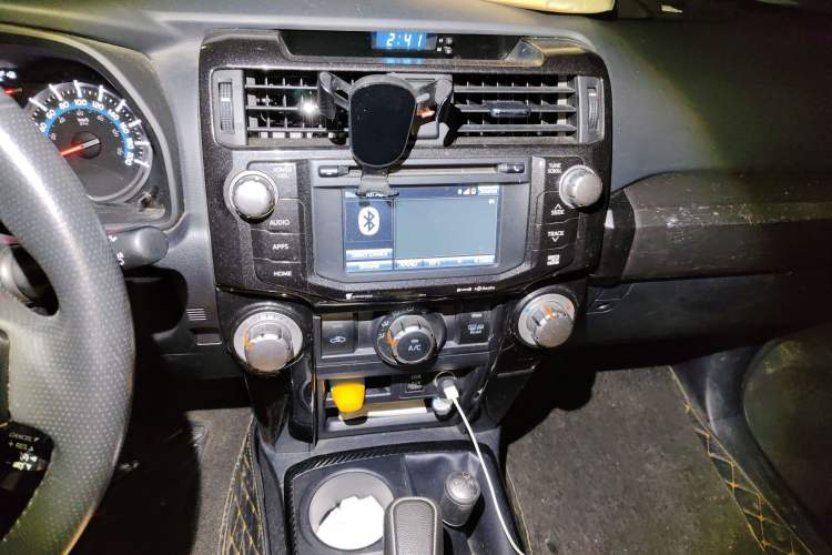 Used Toyota 4Runner  Audio And AC Panel