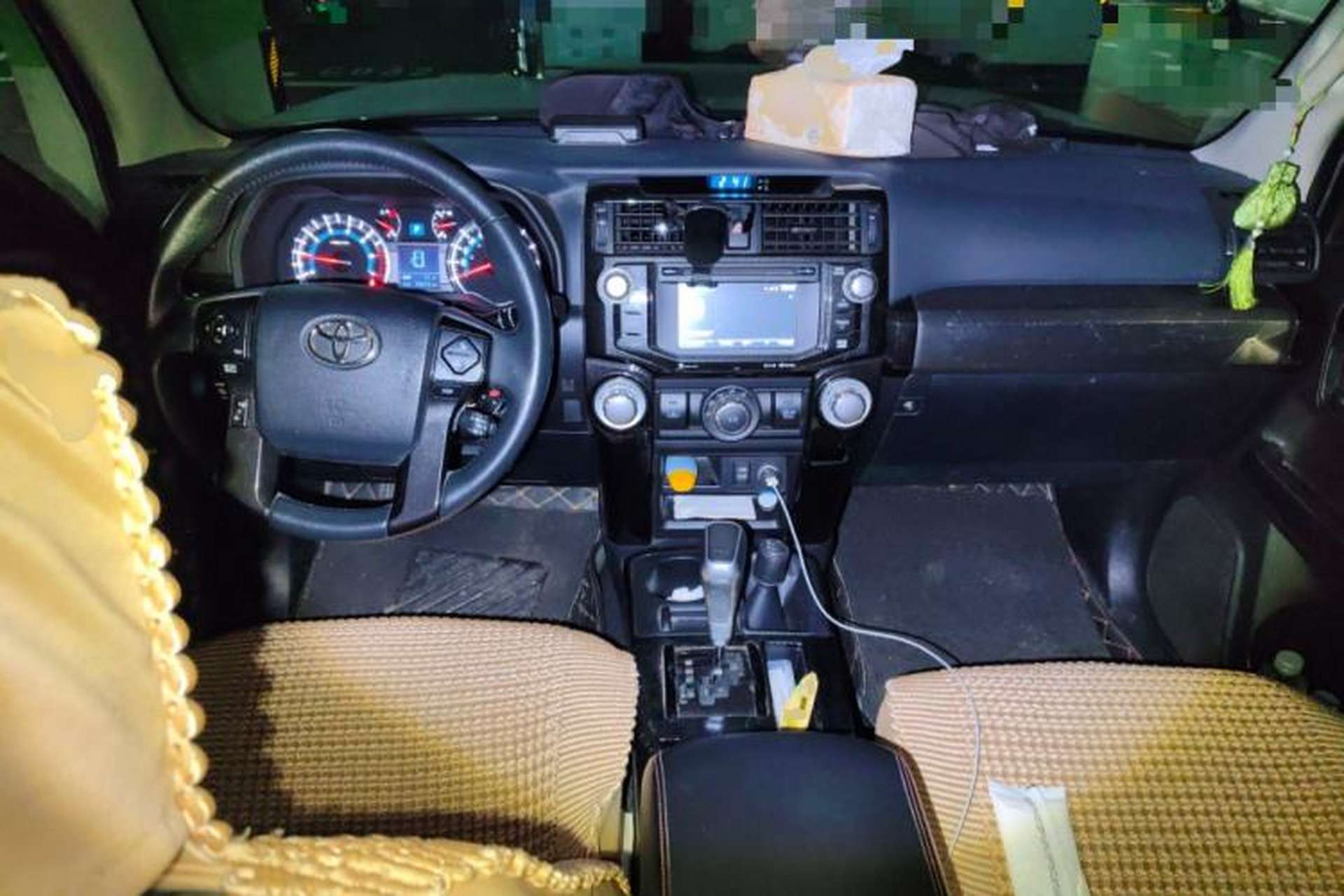Used Toyota 4Runner  Center Console