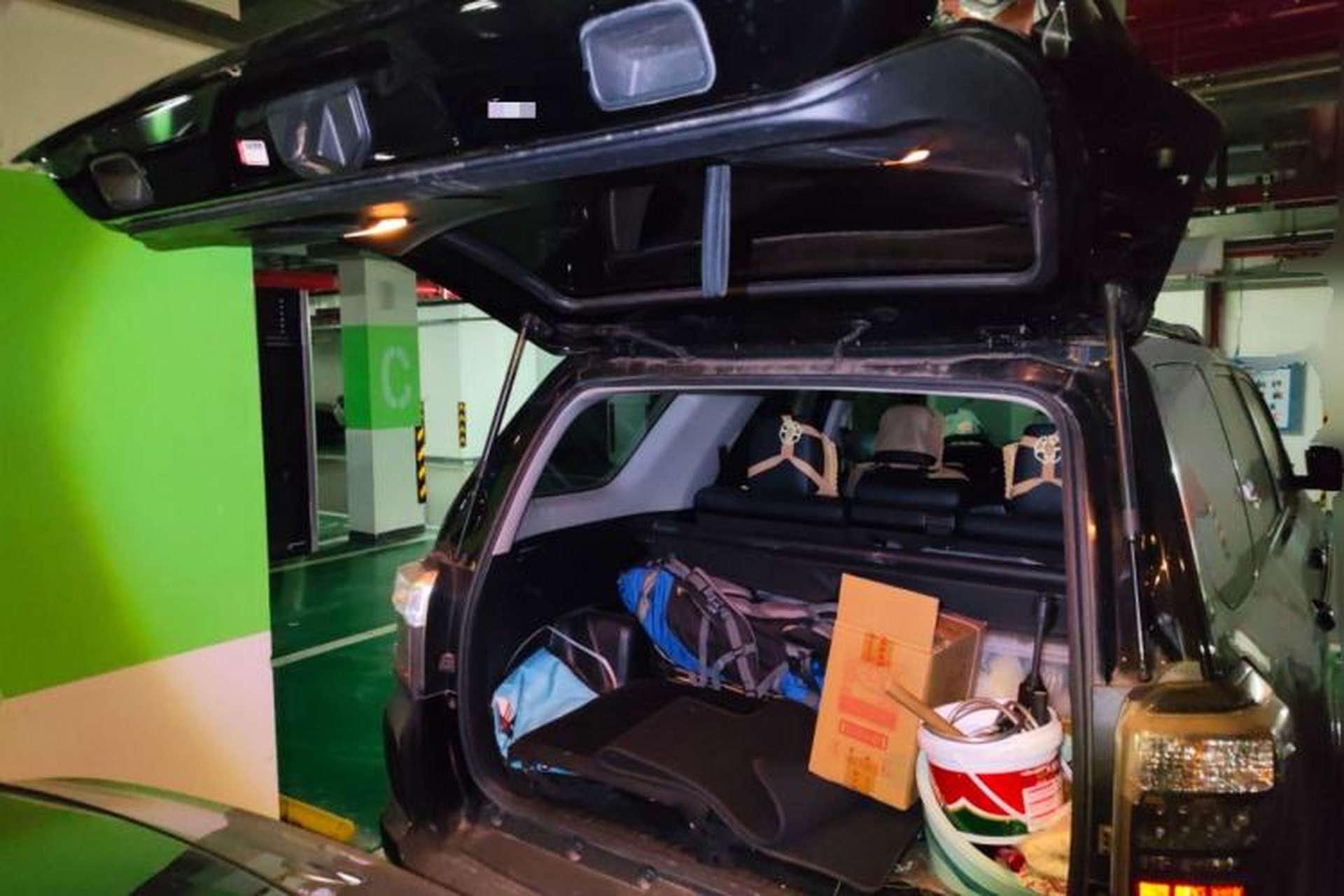 Used Toyota 4Runner  Trunk