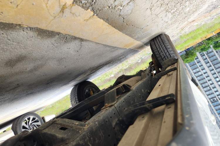 Used Toyota 4Runner  Chassis Front Right