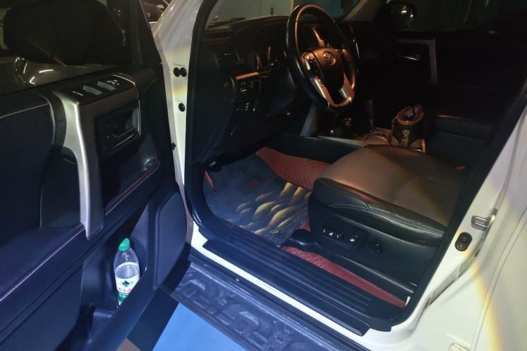 Used Toyota 4Runner  Driver Seat