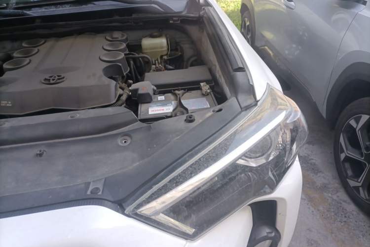 Used Toyota 4Runner  Engine Bay Left