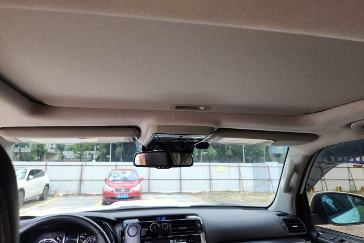 Used Toyota 4Runner  Headliner