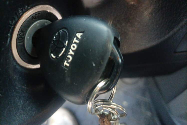 Used Toyota 4Runner  Vehicle Key