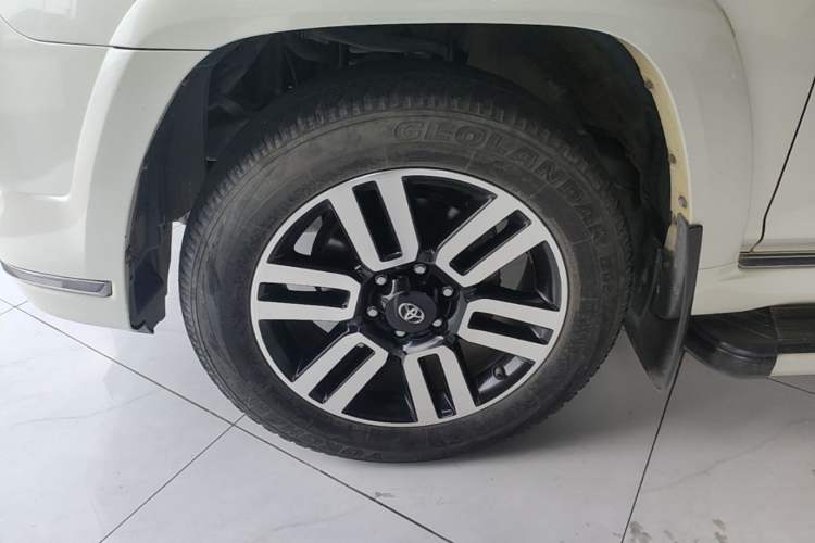 Used Toyota 4Runner 2020 4.0L LTD Canadian Edition Exterior 4