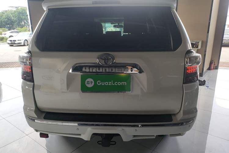 Used Toyota 4Runner 2020 4.0L LTD Canadian Edition Rear