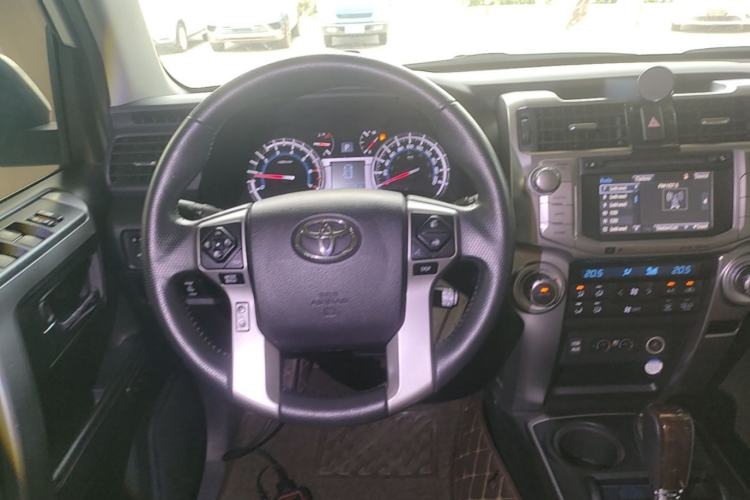 Used Toyota 4Runner 2020 4.0L LTD Canadian Edition Steering Wheel