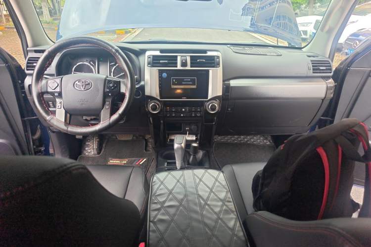 Used Toyota 4Runner  Center Console