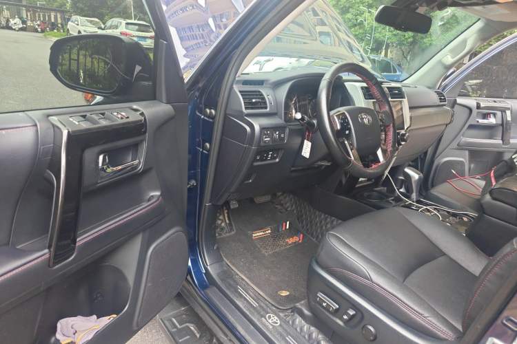 Used Toyota 4Runner  Driver Seat