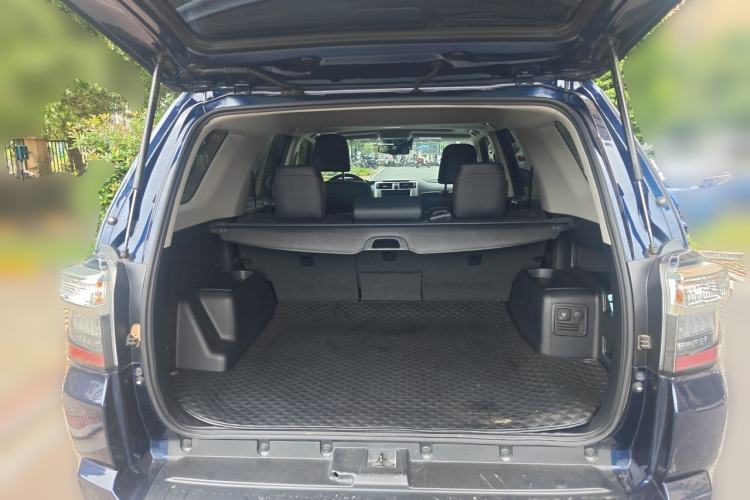 Used Toyota 4Runner  Trunk
